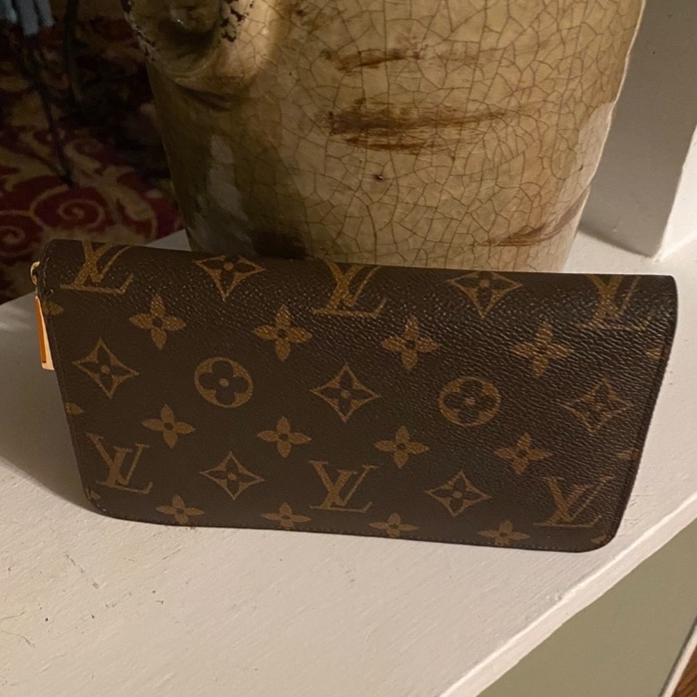 Brand new authentic Louis Vuitton Wallet